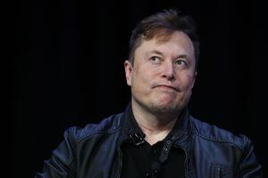 Elon Musk revela su terrible hábito matutino y cómo planea cambiarlo para mejorar su vida