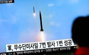 Corea del Norte estaría cumpliendo su amenaza: Kim lanzó misil que sobrevoló Japón