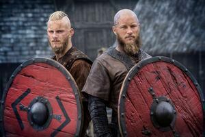 Vikings: Atores compartilham foto de 'reencontro misterioso' no Instagram
