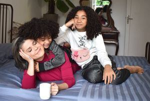 Samara Felippo: "Sou uma mãe solo e sem rede de apoio"