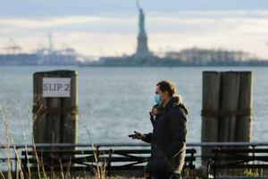Nueva York: Pese a bajas cifras, piden mantener medidas