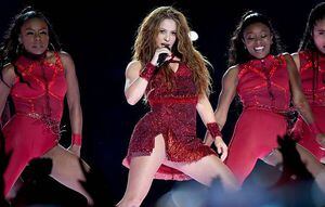 Una guacamaya baila el hit “Girl Like Me” de Shakira