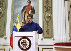 Maduro anuncia racionamiento eléctrico en Venezuela por 30 días