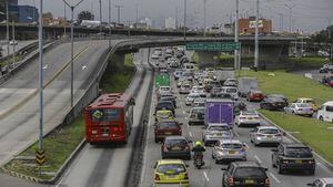 Secretario de Planeación quiere que edificios no tengan parqueaderos