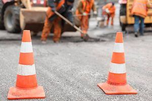 Individuos vandalizan alcantarillas en expreso Román Baldorioty de Castro