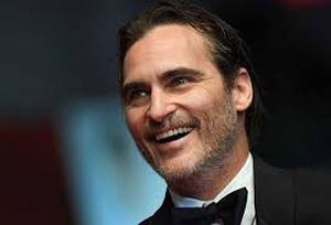 Joaquin Phoenix podría interpretar una trilogía del Joker