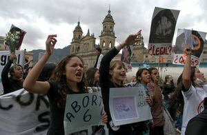 Nueva polémica por más límites al aborto