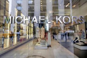 Michael Kors compra Versace por 2 millones de dólares