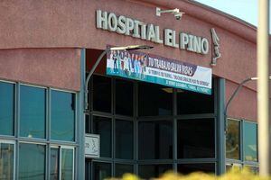 Tarde de furia en Hospital El Pino: funcionarios fueron atacados por familiares de fallecido por coronavirus