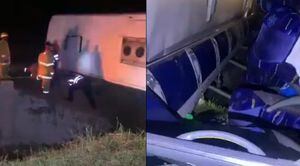 (Video) Grave accidente en carretera dejó 6 personas muertas y 34 heridas en Cartago, Valle del Cauca