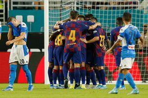 Barcelona golea al Napoli en amistoso de pretemporada con Vidal entrando desde la banca