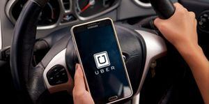 SAT busca que conductores de Uber entreguen facturas