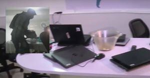 Tres delincuentes realizan asalto masivo en empresa del norte de Bogotá