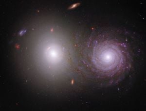 Telescopio Espacial Hubble capta el momento exacto en que dos galaxias se fusionan a 570 millones de años luz