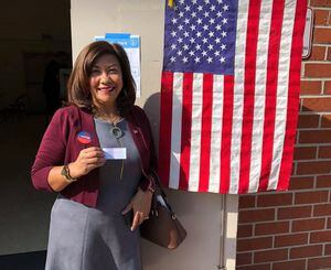 Congresista Norma Torres gana la reelección en California