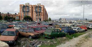 Subasta de vehículos abandonados en los patios de Bogotá