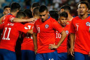 Nicolás Guerra aún cree en sus compañeros de la Roja en el Sudamericano: "Esperemos que en los últimos partidos se nos dé"