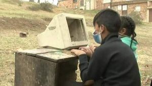 Noticia de niños que sacaron computador de la basura, indigna al país