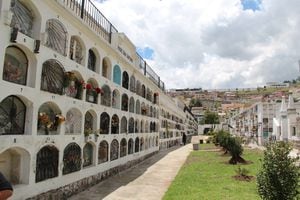 Quito no autoriza apertura de cementerios ni ceremonias religiosas en finados