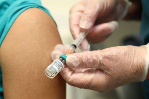 La Unión Europea aprueba una vacuna que servirá para prevenir el Ébola