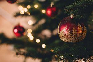 El lujoso árbol de Navidad de la reina Isabel en su residencia