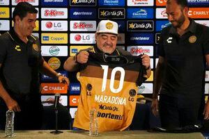 La promesa que realizó Diego Maradona en su presentación en Dorados: "No venimos de paseo, venimos a trabajar"