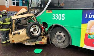 Dos personas fallecieron en accidente de tránsito en la vía Interoceánica, Tumbaco