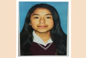 "No voy a descansar hasta que regrese a casa sana y salva": Familiares buscan a Karla Anahí Benavidez, adolescente reportada como desaparecida en el noroccidente de Quito