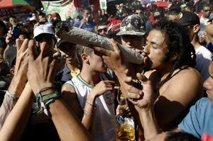 En la "Fumatón" exigirán devolución de la marihuana incautada y del dinero de los comparendos
