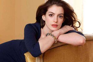 Anne Hathaway sin maquillaje prueba que tiene el secreto de la eterna juventud
