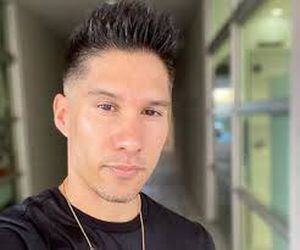 Chyno Miranda reaparece en el gimnasio haciendo terapias, como parte de su recuperación
