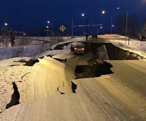 Terremoto de 7,0 remece a Alaska y levantan alerta de tsunami para zona afectada: Shoa descarta posibilidad de maremoto en costas chilenas
