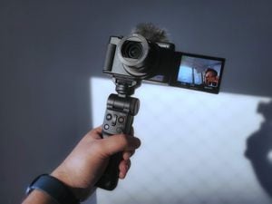 Creada para vlogging: review de la cámara Sony ZV-1