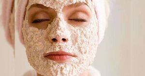 Aprende a hacer esta mascarilla de avena y luce un cutis radiante