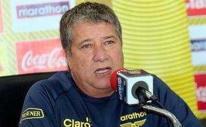 El Bolillo Gómez pidió humildad en la Selección de Ecuador y "respetar un poquito más"