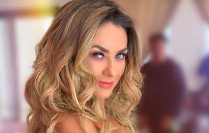Aracely Arámbula deslumbra en bikini a sus 45 años dejando claro que la edad es indiferente