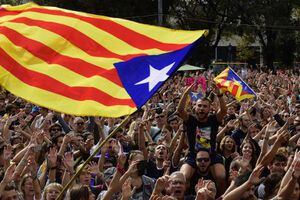 Cataluña atrapada entre dos fuegos a 24 horas de conocer el futuro de la lucha independentista