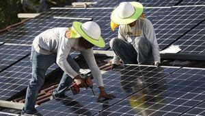 La energía llegará, a precios más bajos, a los hogares colombianos