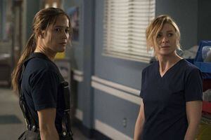 Grey's Anatomy: Novo crossover promete mudar futuro das séries e será 'difícil de assistir'