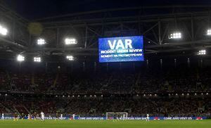Los estamentos del fútbol chileno criticaron el VAR: "Dañó el fútbol romántico"