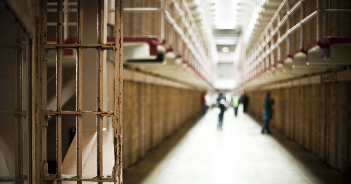 Prisoner would have used sheets to escape from prison in UK – Metro World News