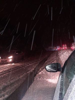 Se reporta caída de nieve en carreteras, vía Quito-Papallacta, cerrada