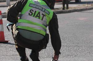 Motociclista y su acompañante mueren tras chocar contra un muro en Costanera Norte