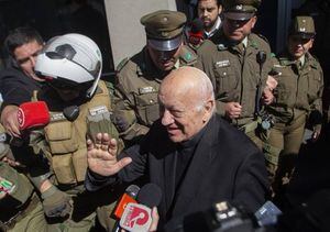 Arzobispo chileno guarda silencio en declaración por encubrimiento de abusos