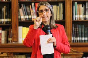 “Me tocó lidiar con eso”: diputada Olivera revela que crisis del atletismo es porque “el clasismo siempre ha existido en el deporte”