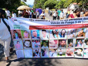 Rinden homenaje póstumo a víctimas de erupción del volcán de Fuego