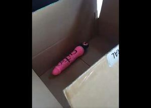 Pidieron caja con el material para las elecciones pero encontraron un juguete sexual: el extraño hallazgo en mesa del Estadio Nacional