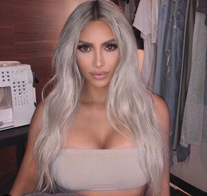 Kim Kardashian deja ver su celulitis en una foto y es duramente criticada