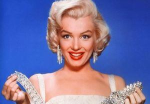 Así luce la actriz que interpretará a Marilyn Monroe en la nueva película de Netflix