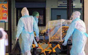 La pandemia no se detiene: Minsal informó más de 5.400 casos nuevos y 59 fallecidos por covid-19